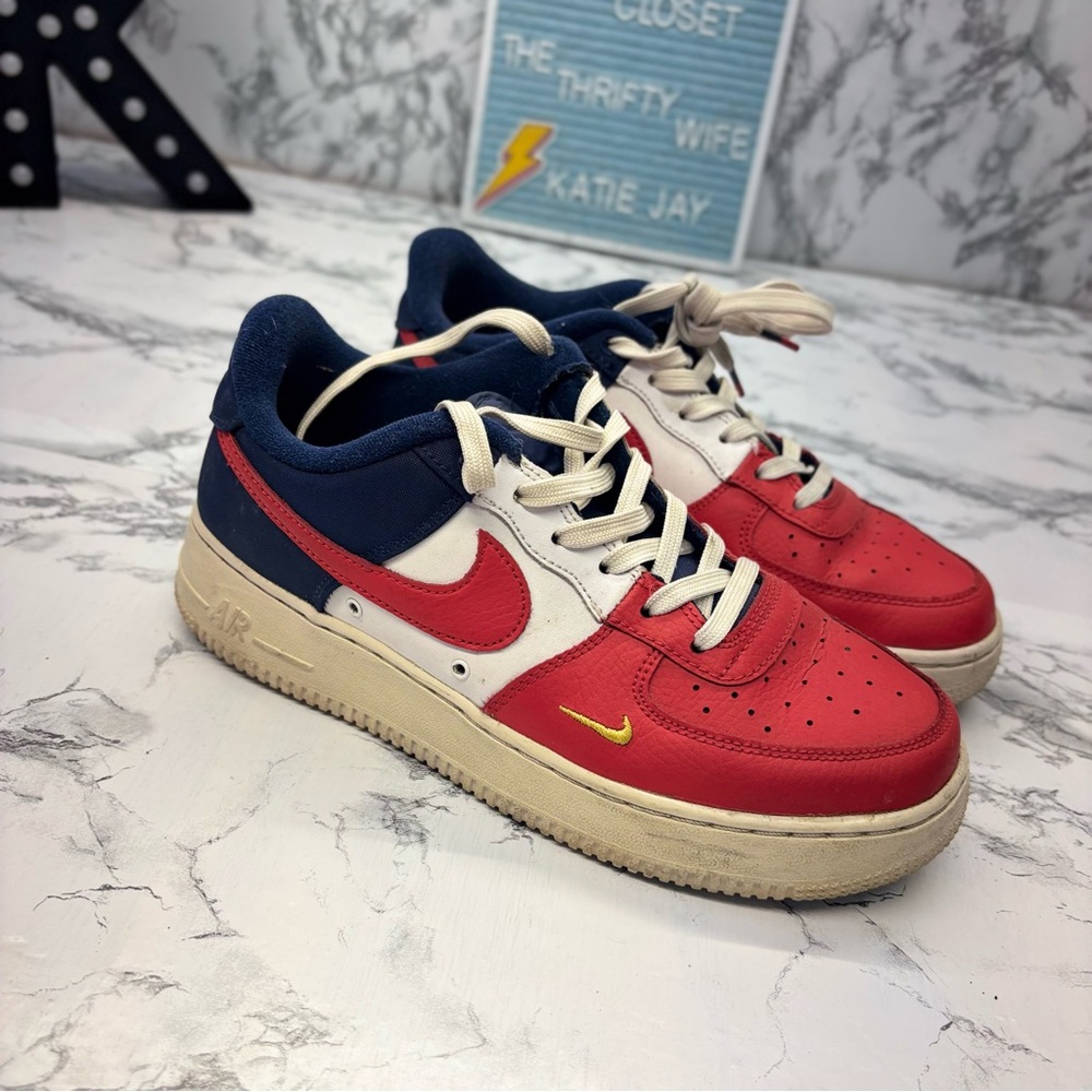 Nike Air Force 1 Low LV8 GS 'Independence Day' sneaker Size 7.5 W